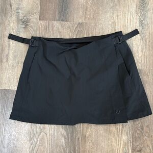 lululemon athletica mid-rise Black Wrap Skort